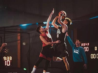 nba雄鹿vs猛龙广告